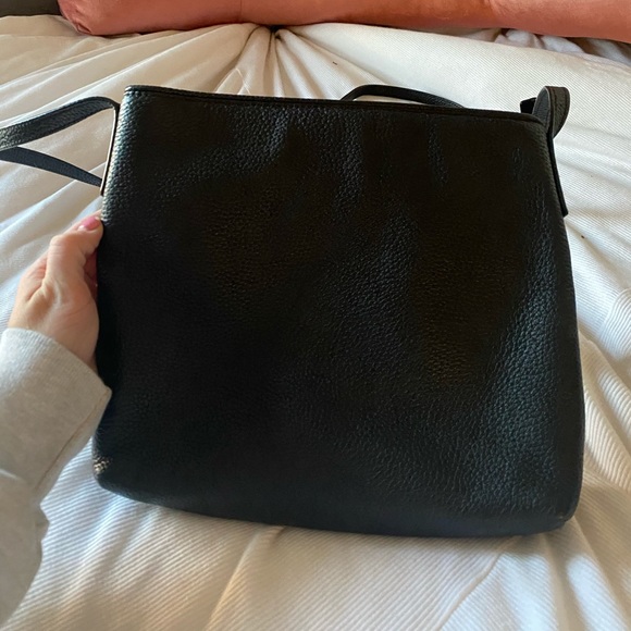 Kate spade cross body purse - Picture 2 of 5